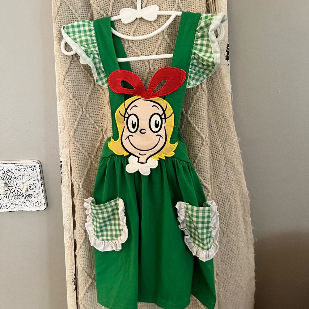 SOLD….Cindy Lou Who Green Kids Dress with Cartoon Applique and Gingham Pockets